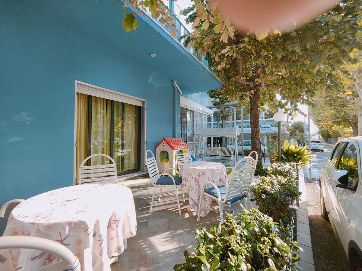 Hotel Marittimo Rimini Bagian luar foto