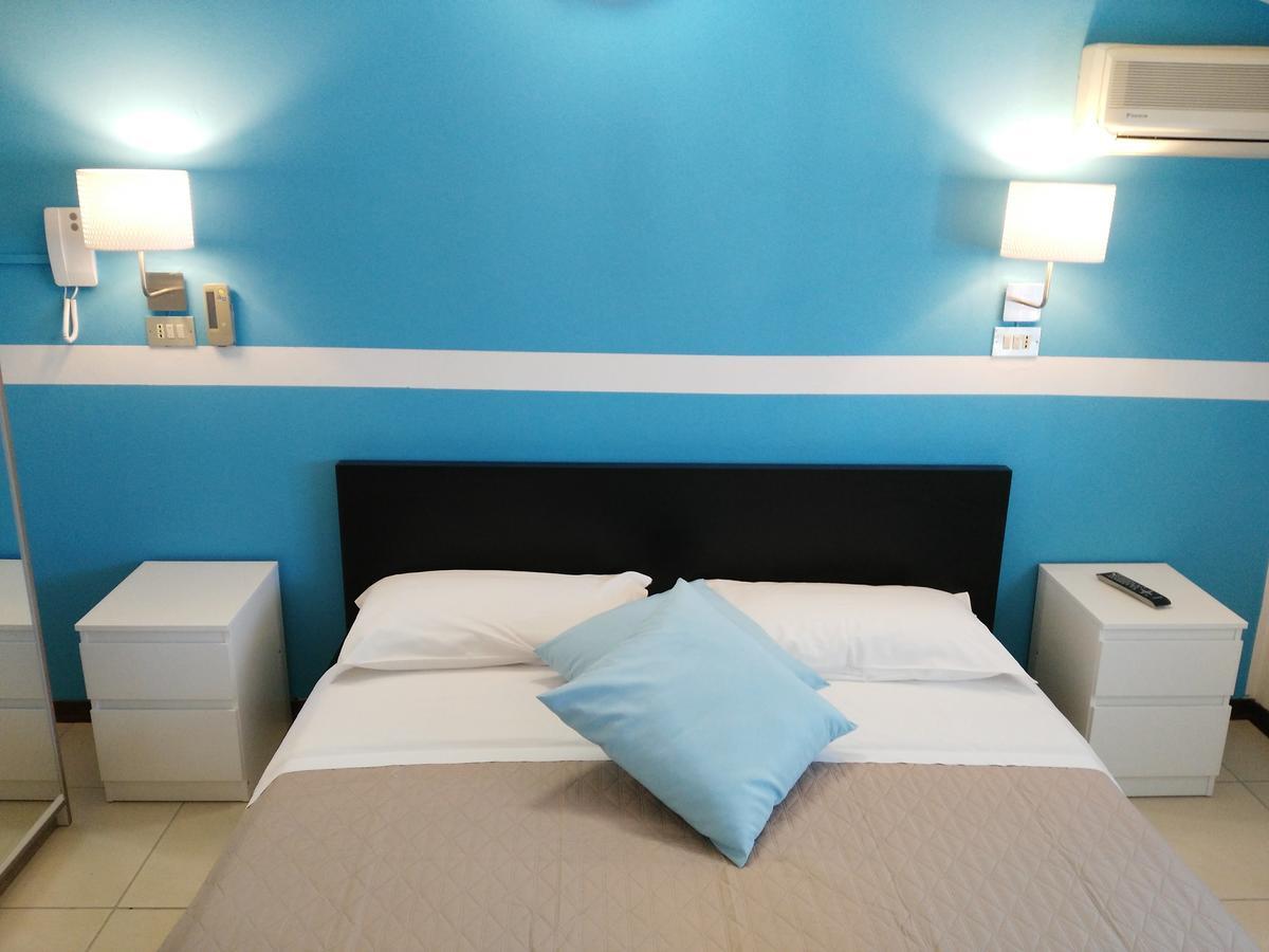 Hotel Marittimo Rimini Bagian luar foto